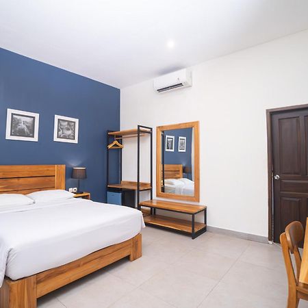 ホテル La Casa Jogja Kejayan エクステリア 写真
